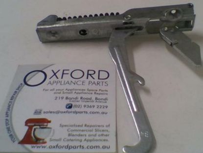 Picture of HINGE LEFT