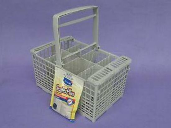 Picture of basket, cutlery